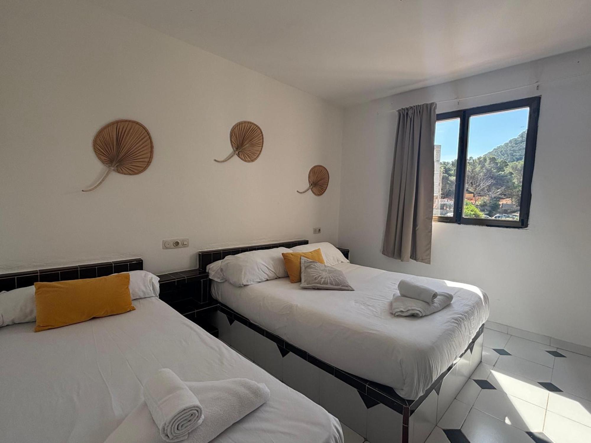 Es Grop Apartamentos Portinatx Extérieur photo