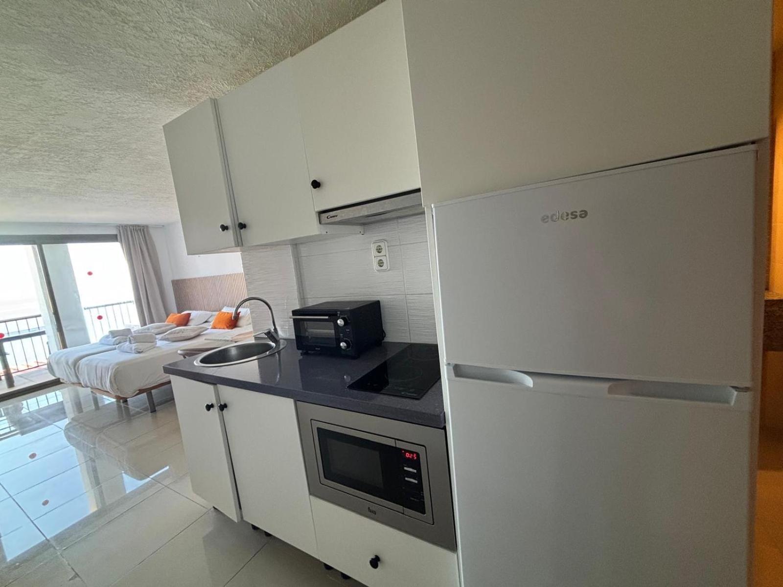 Es Grop Apartamentos Portinatx Extérieur photo