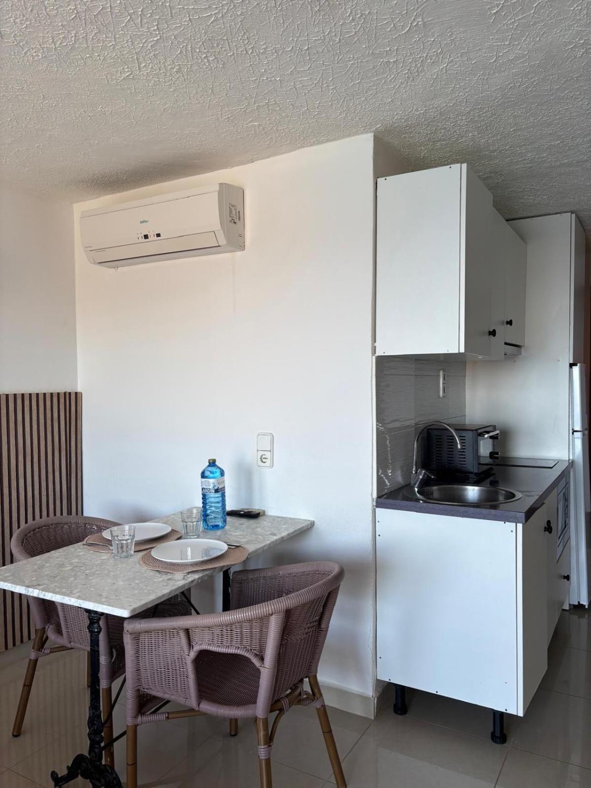 Es Grop Apartamentos Portinatx Extérieur photo