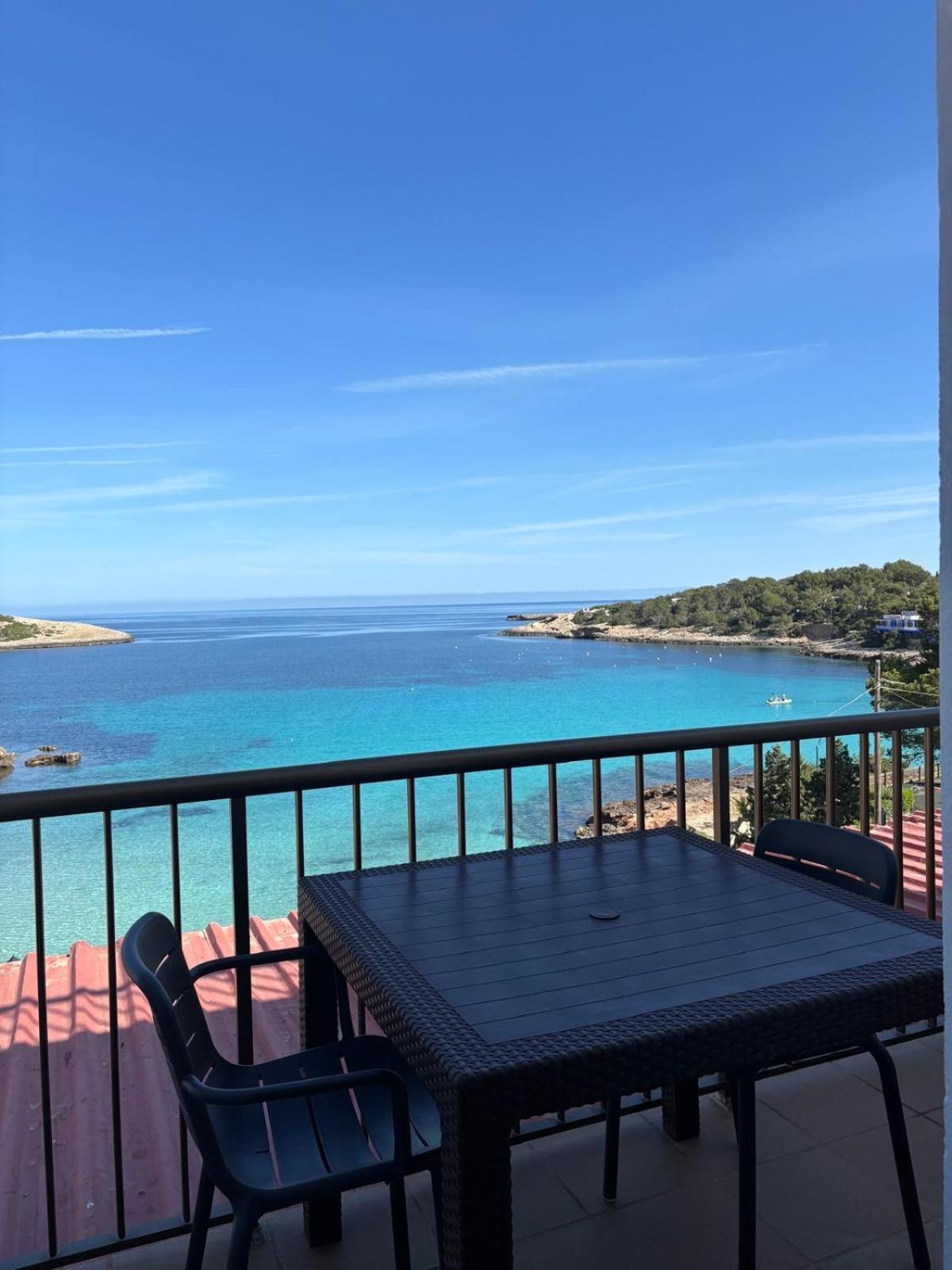 Es Grop Apartamentos Portinatx Extérieur photo